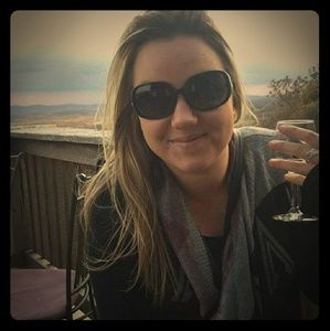 Meet your Posher, Devon